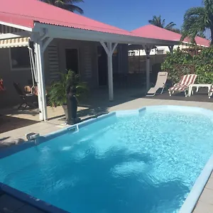 villa-de-charme-avec-piscine-residence-securisee.comcaribbean.com/