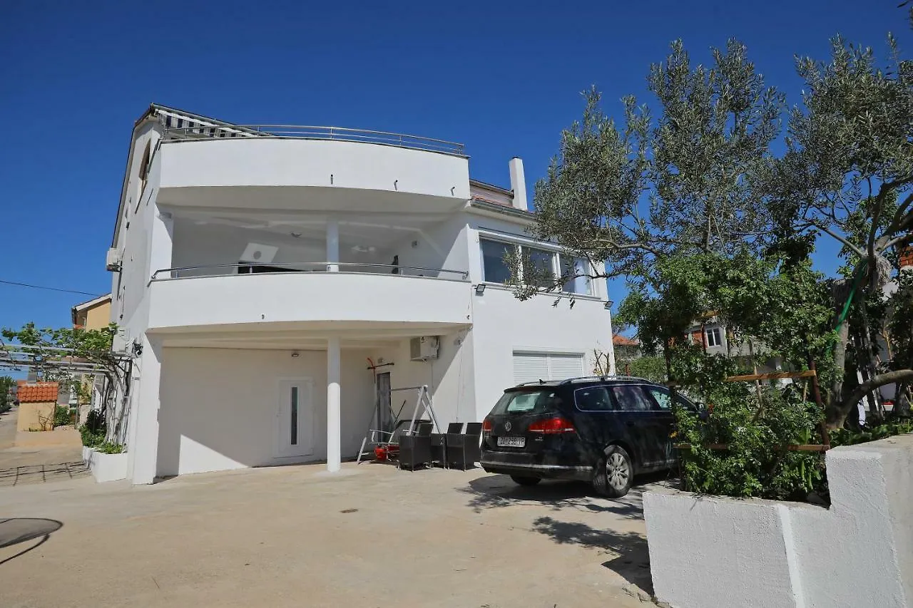 Deluxe Look Apartment Zadar 0*,